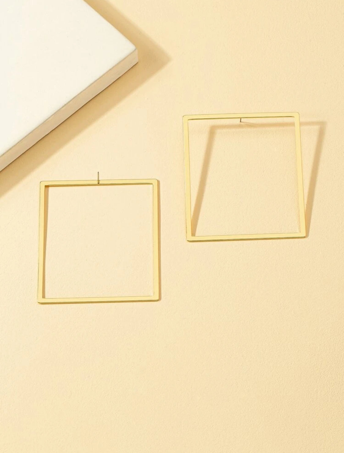 Square earrings